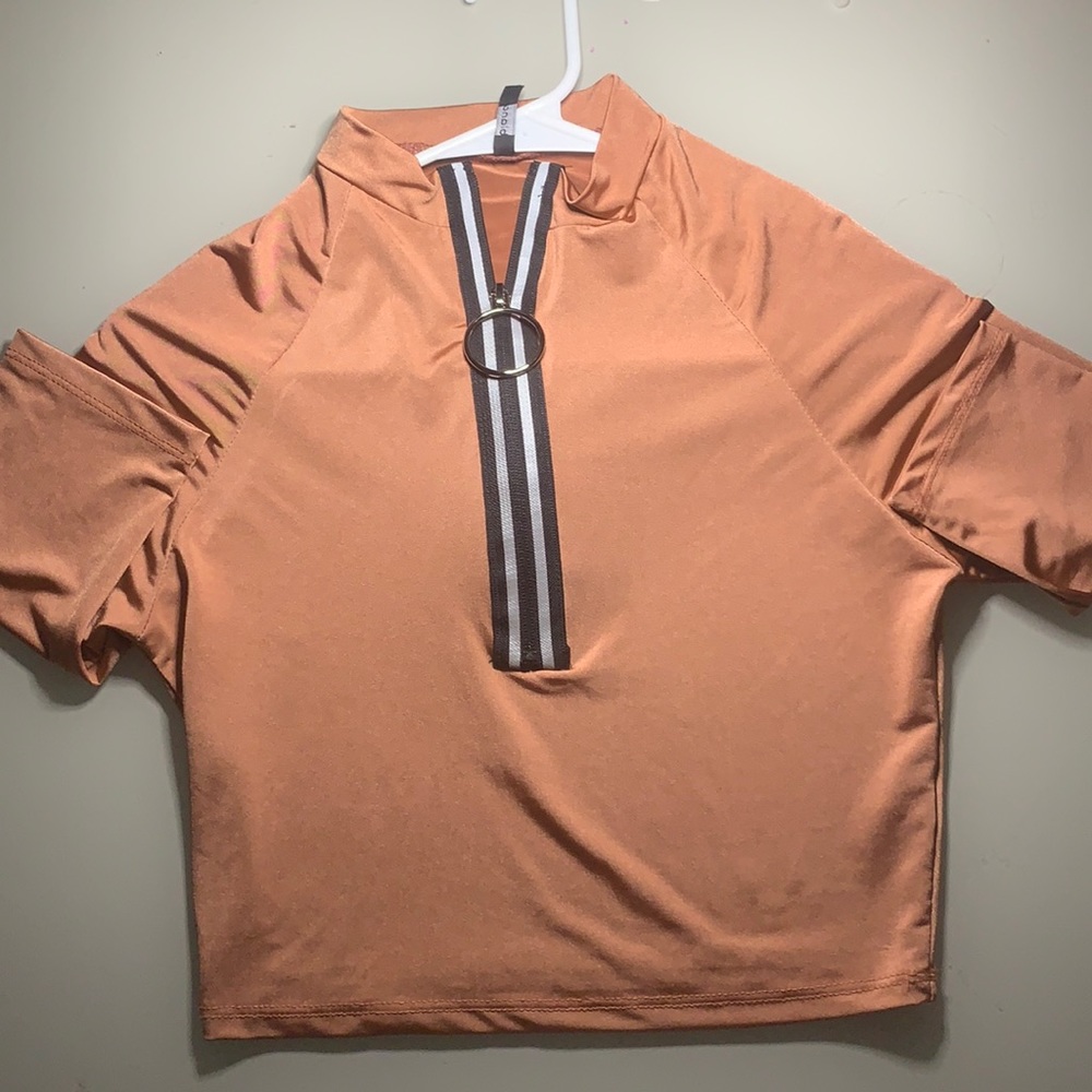 Small never worn (no tag)